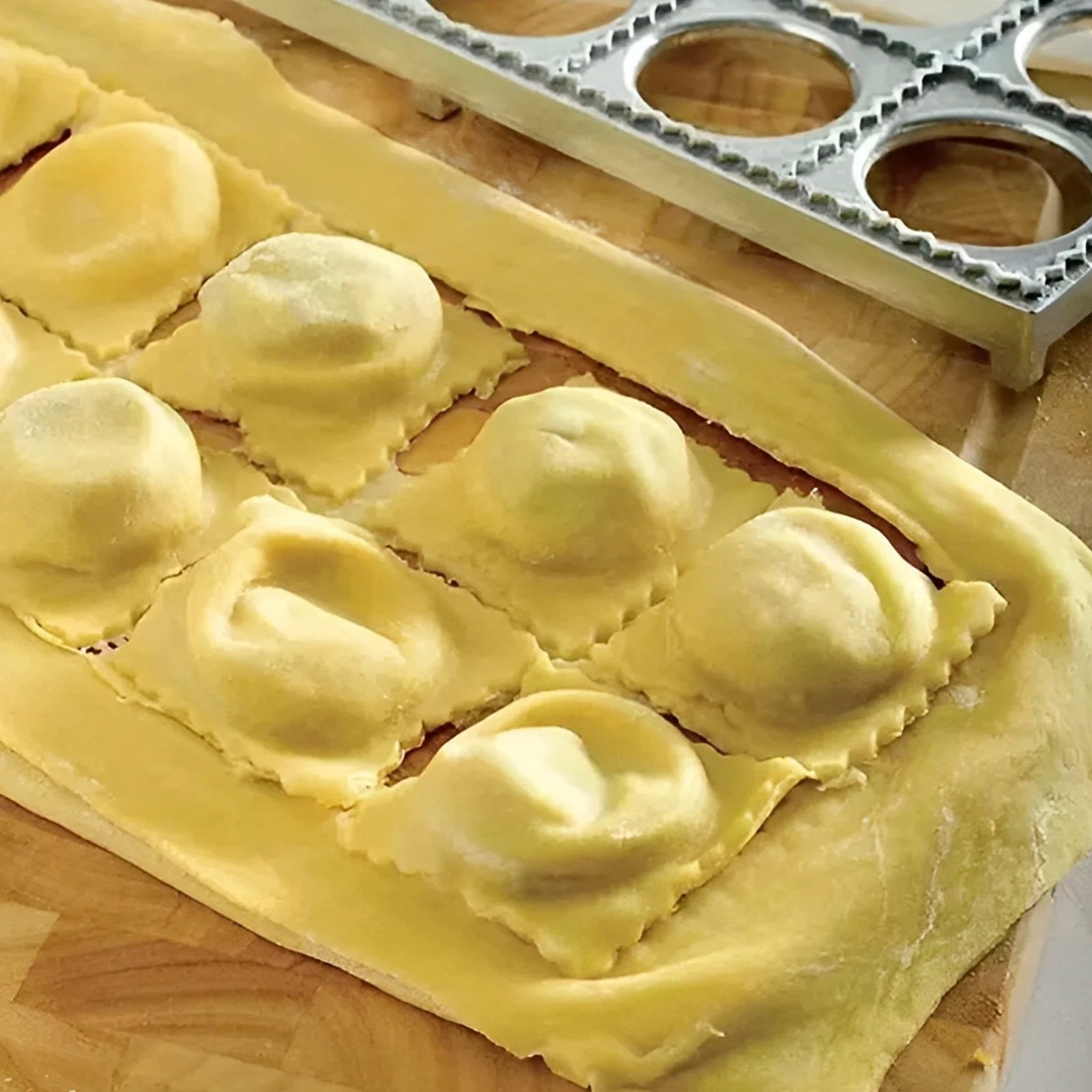 قالب زلابية 12 فتحة قالب ضغط ر - مراجعة Kitchen Baking Store وسعره